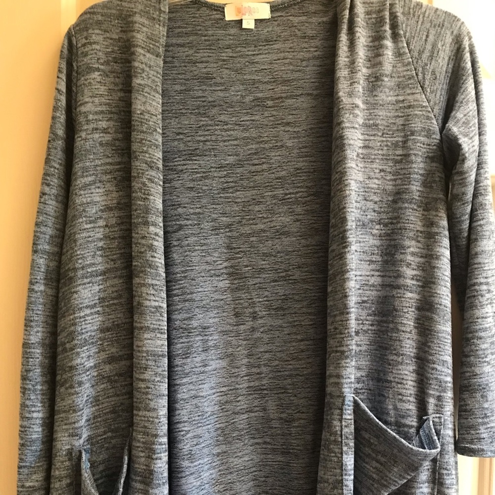 Pretty blue Lularoe Sarah!